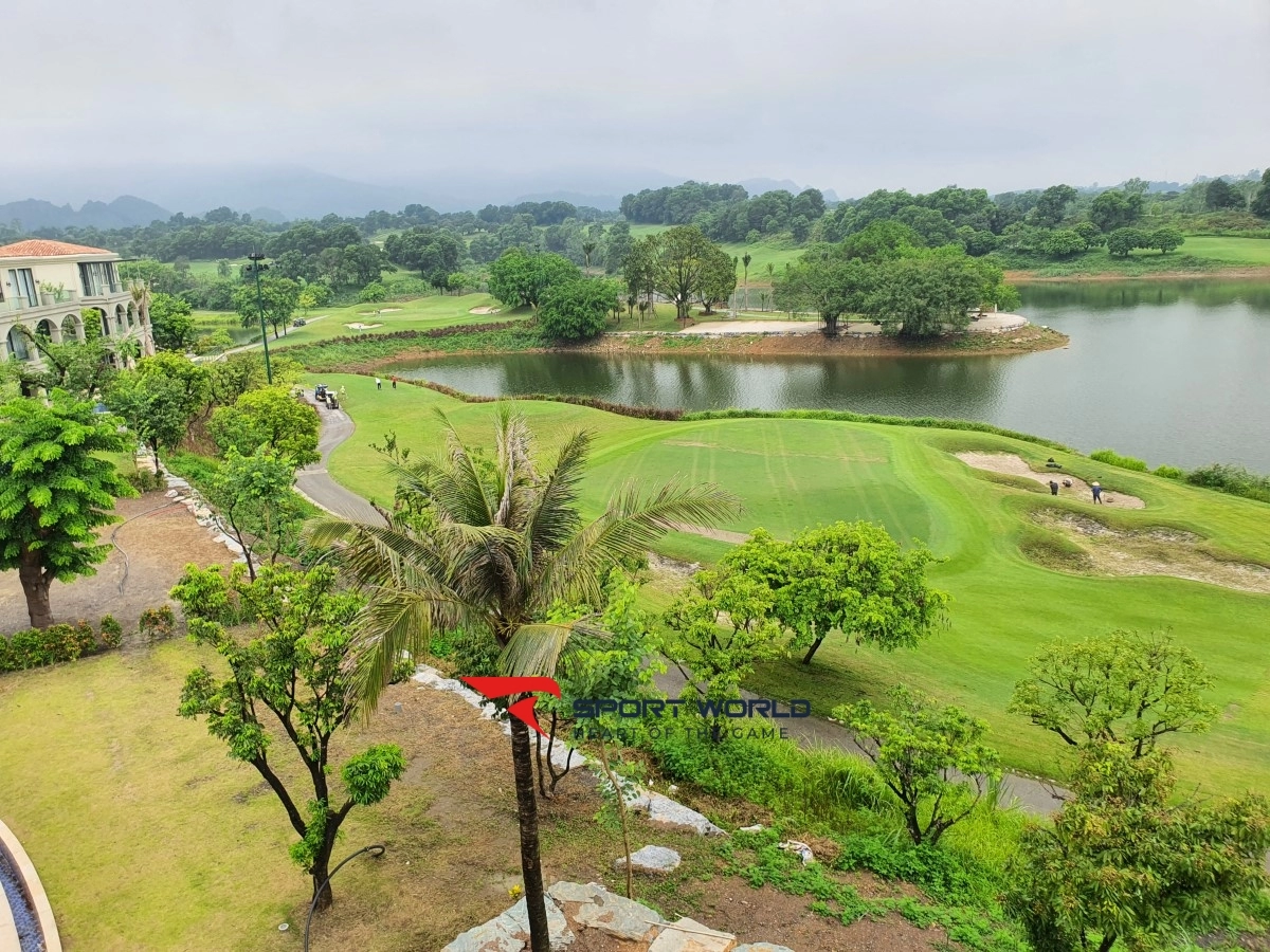 Sân golf Sky Lake