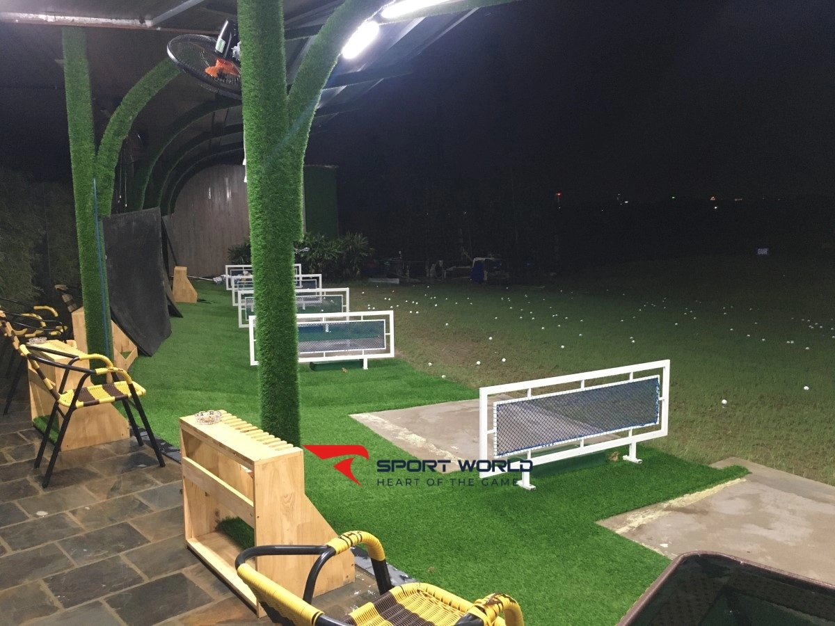 Sân Tập Golf Ngựa Trắng