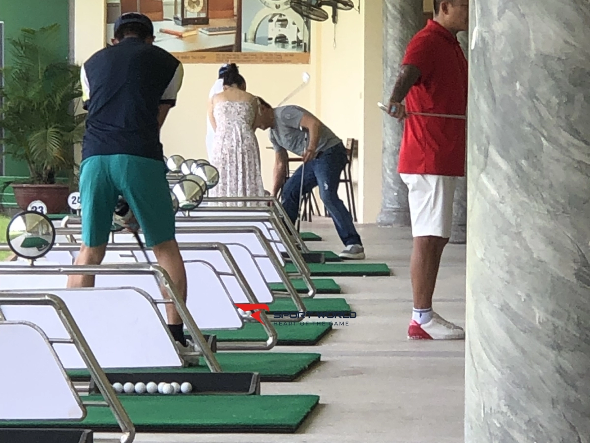 Sân tập Golf Đảo Sen