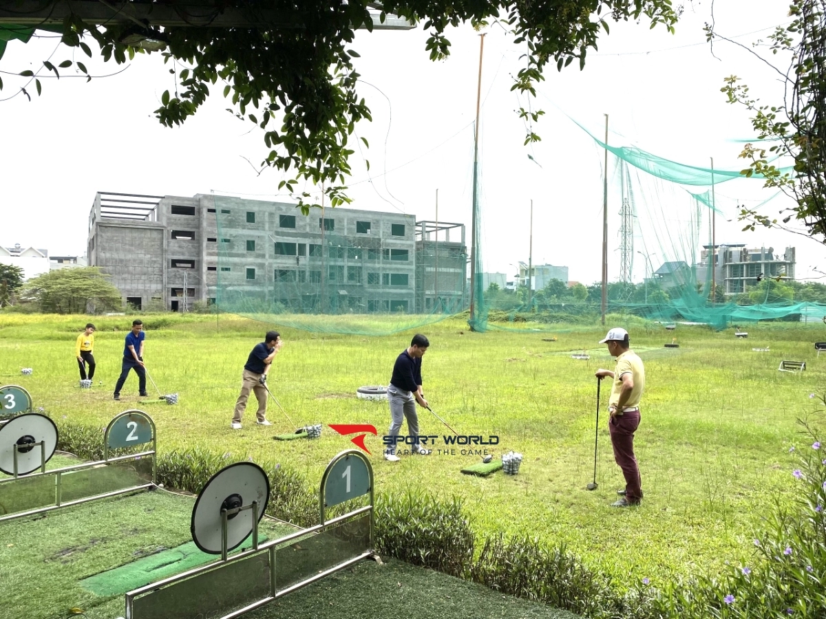 Sân tập golf Bách Pro