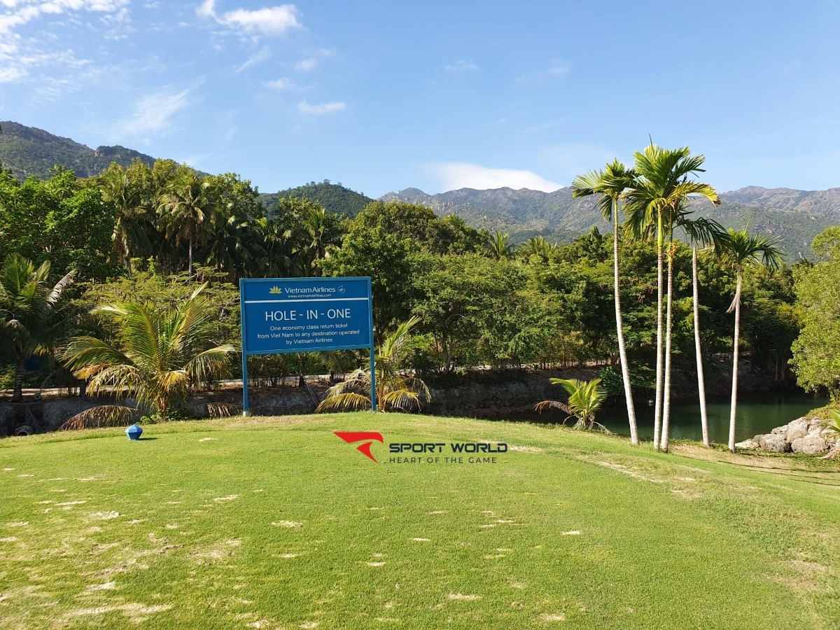 Sân Golf Diamond Bay