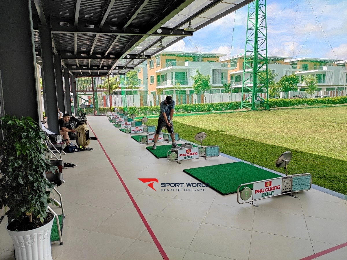 Sân Tập Golf Phú Cường