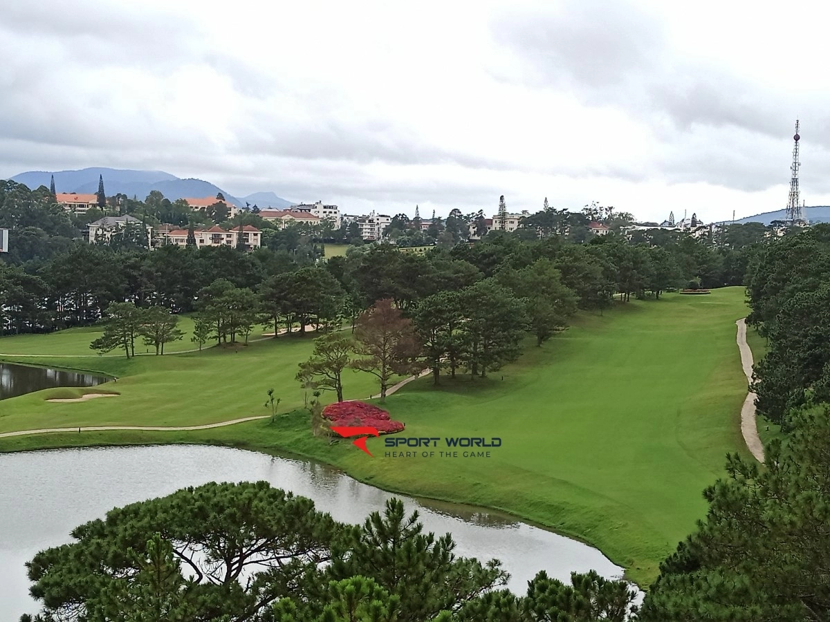 Sân Golf Đà Lạt Đồi Cù