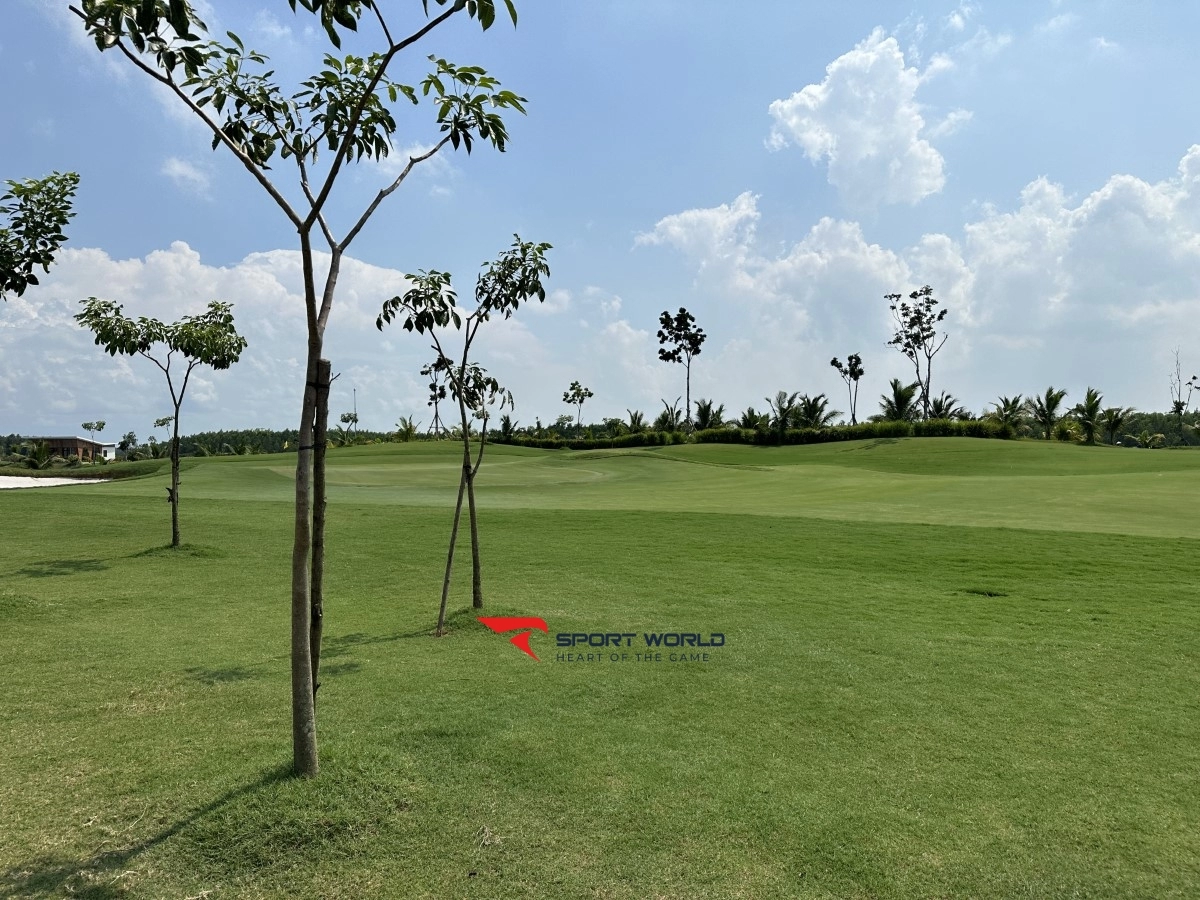 Sân Golf Royal Long An