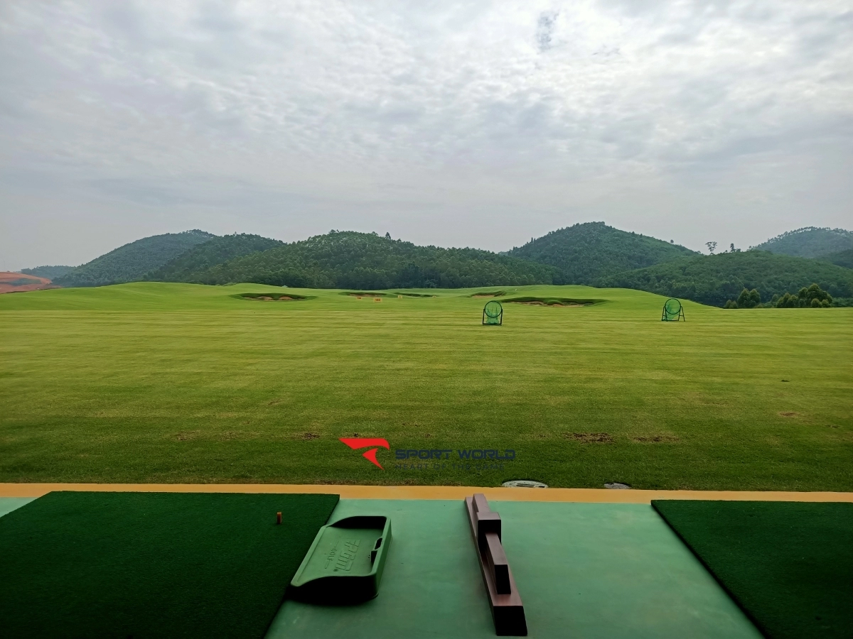 sân Golf Văn Lang Empire Golf Club