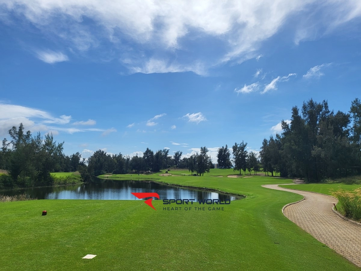 CLB Golf Montgomerie Links Vietnam