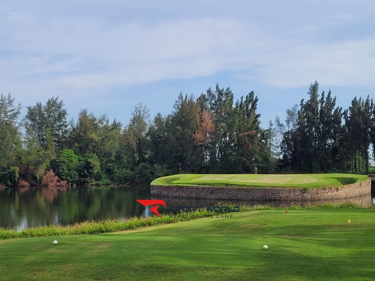 Câu Lạc Bộ Golf Quốc Tế Móng Cái