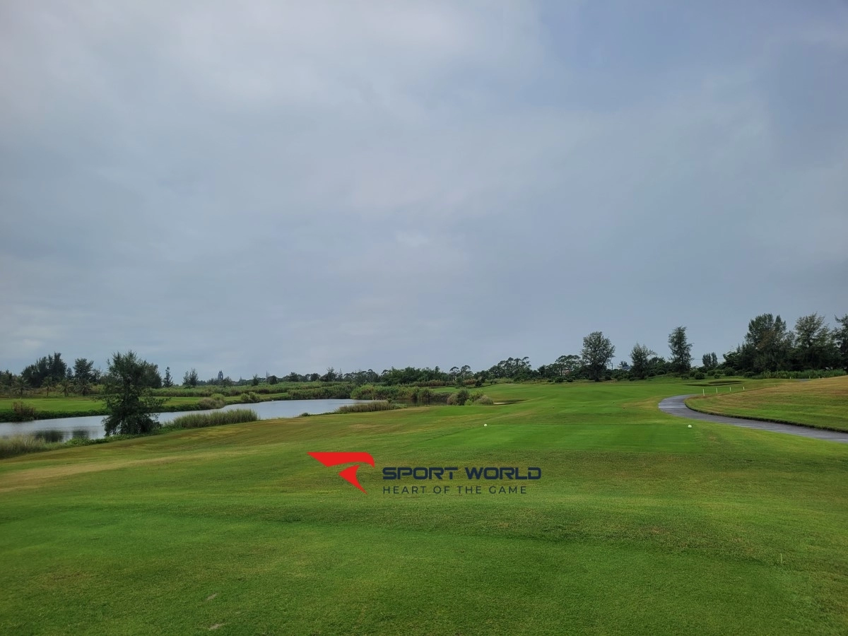 Câu Lạc Bộ Golf Quốc Tế Móng Cái