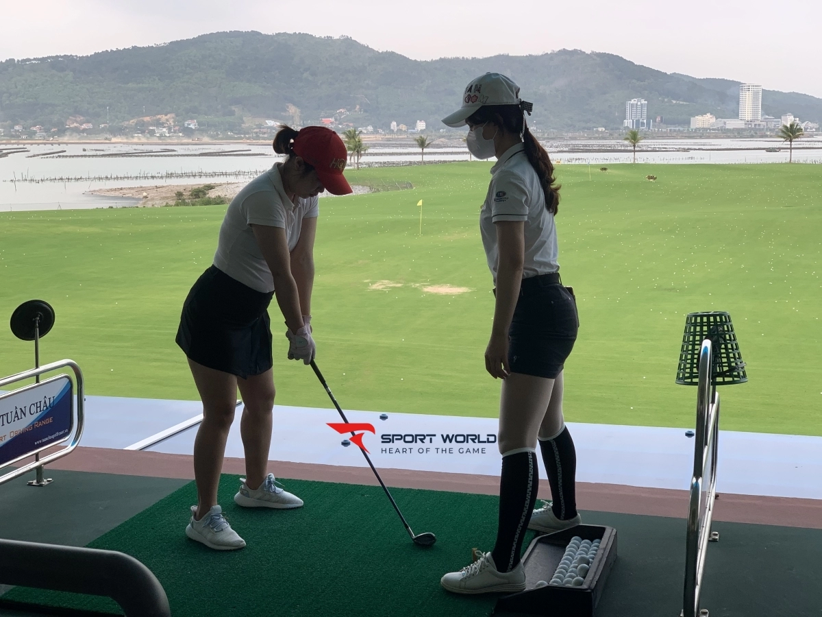 Sân The Golf Hub Tuần Châu