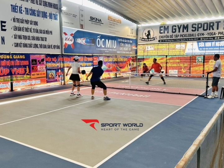 Sân Cầu Lông & Pickleball Hương Giang