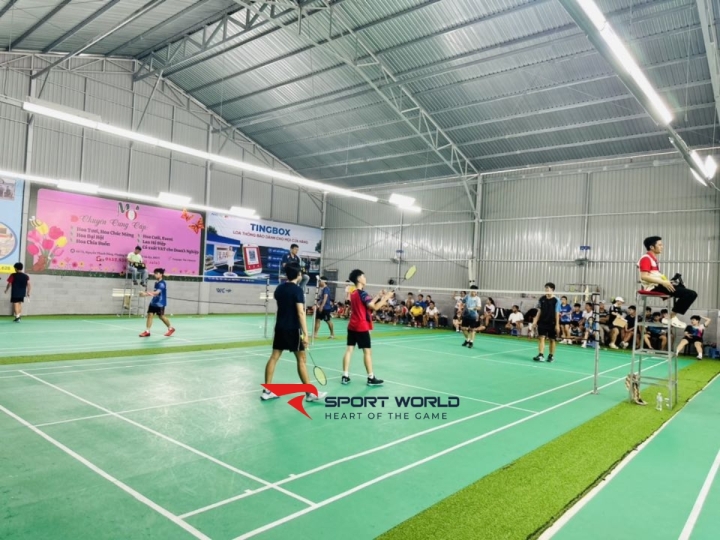 Sân Cầu Lông & Pickleball Hương Giang