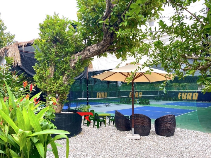 Euro Villa PickleBall
