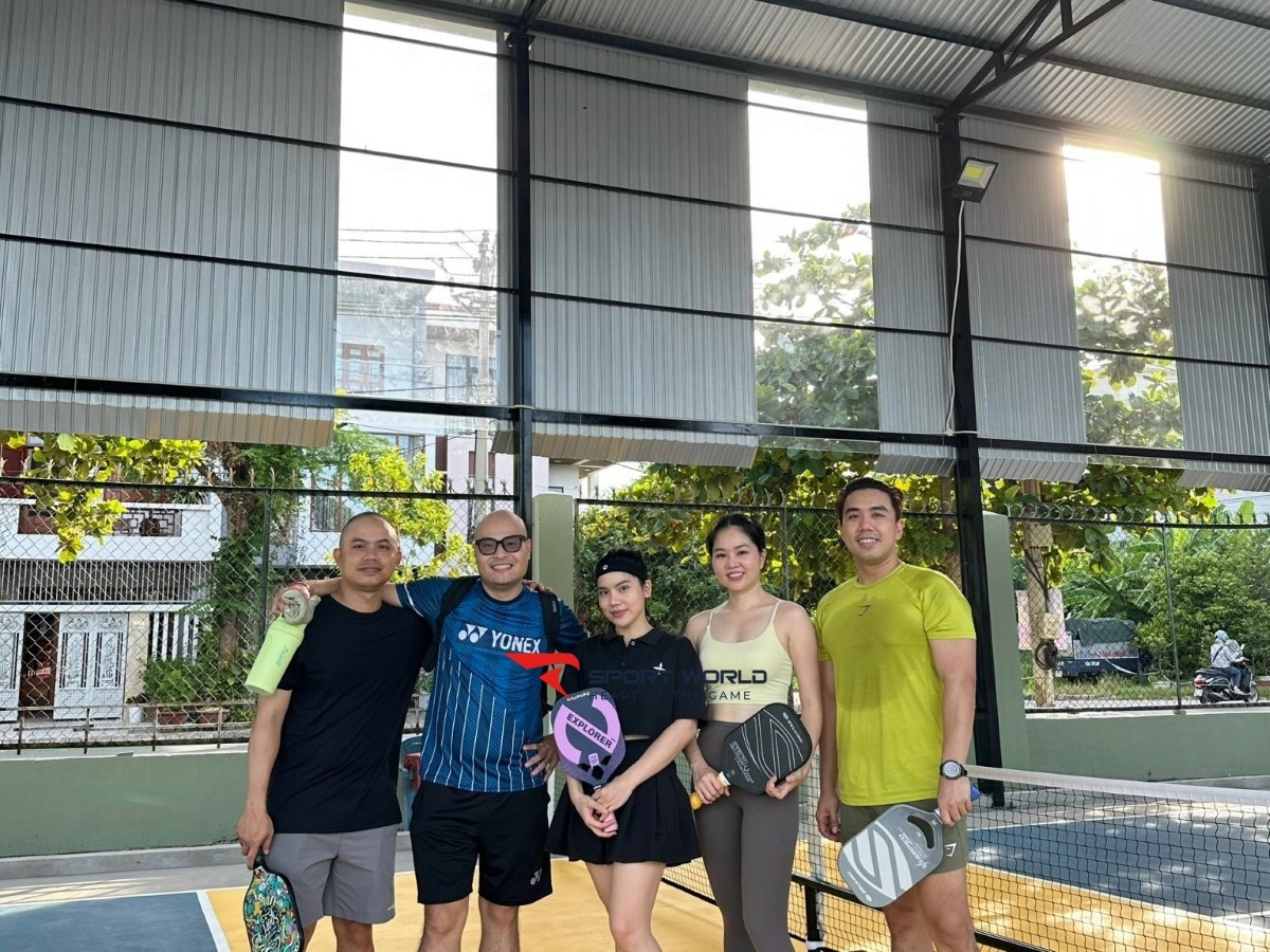 Sân Pickleball Thép Việt