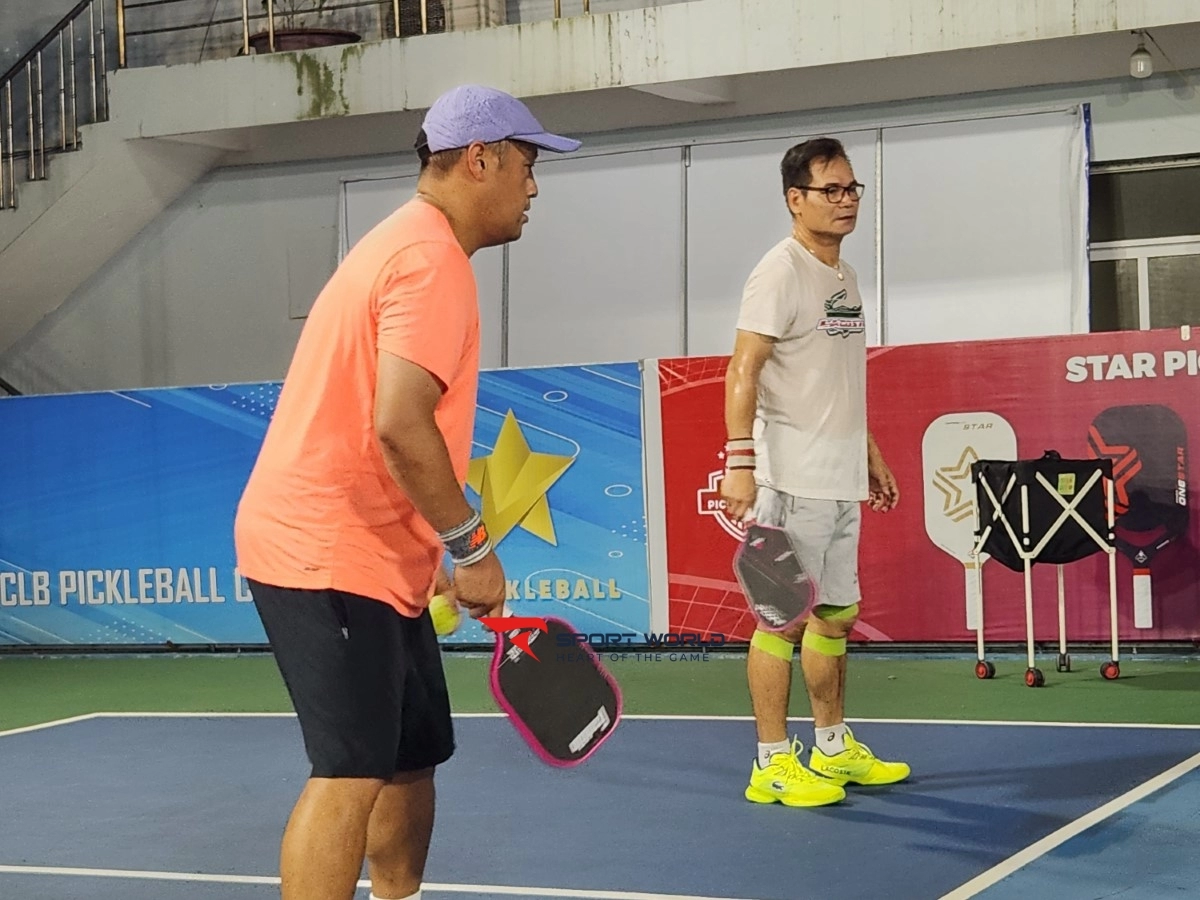 CLB Pickleball Nhà Thi Đấu Cầu Giấy