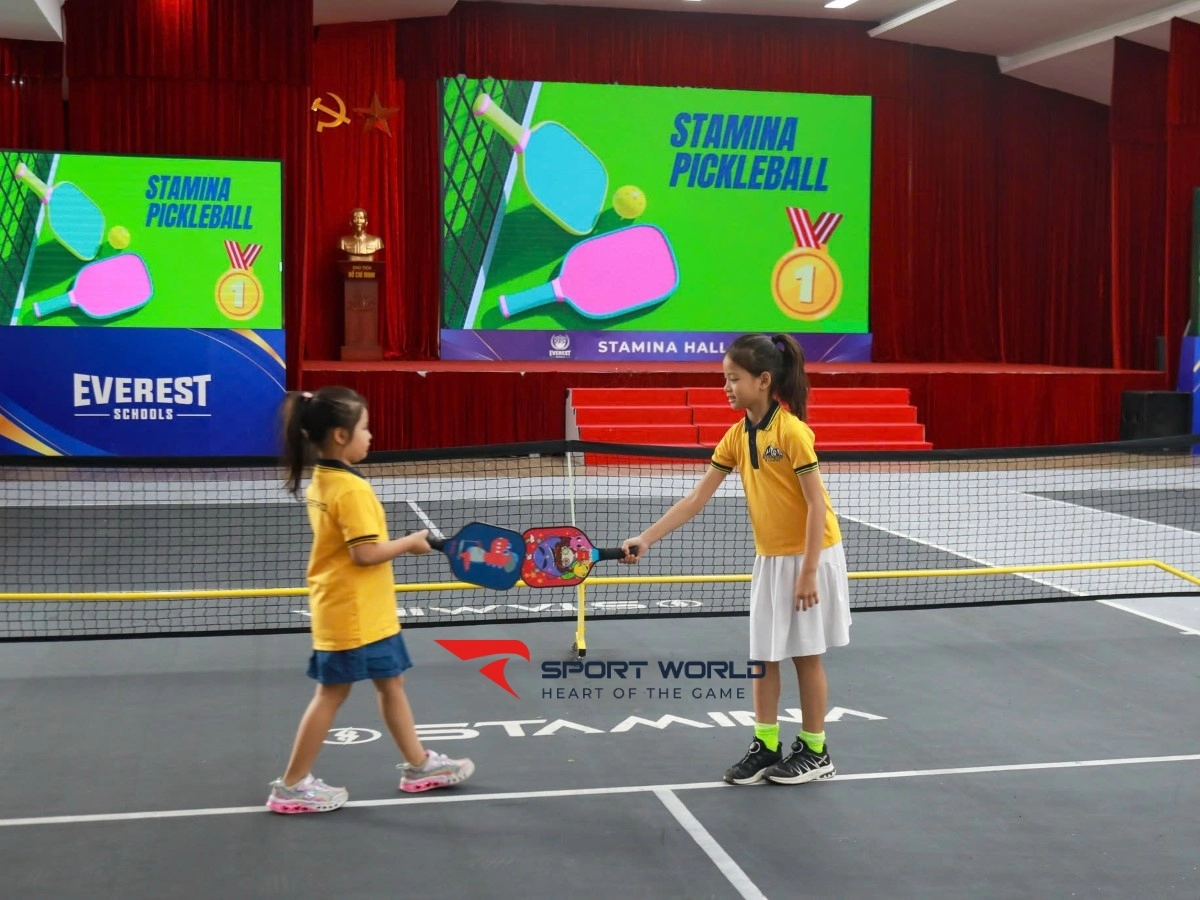 Sân pickle ball Stamina 106 Hoàng Quốc Việt