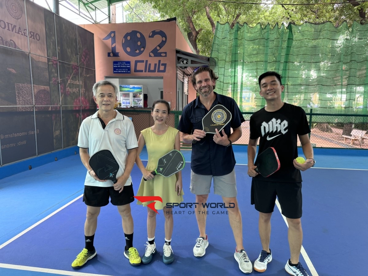 Sân Pickleball Club 102