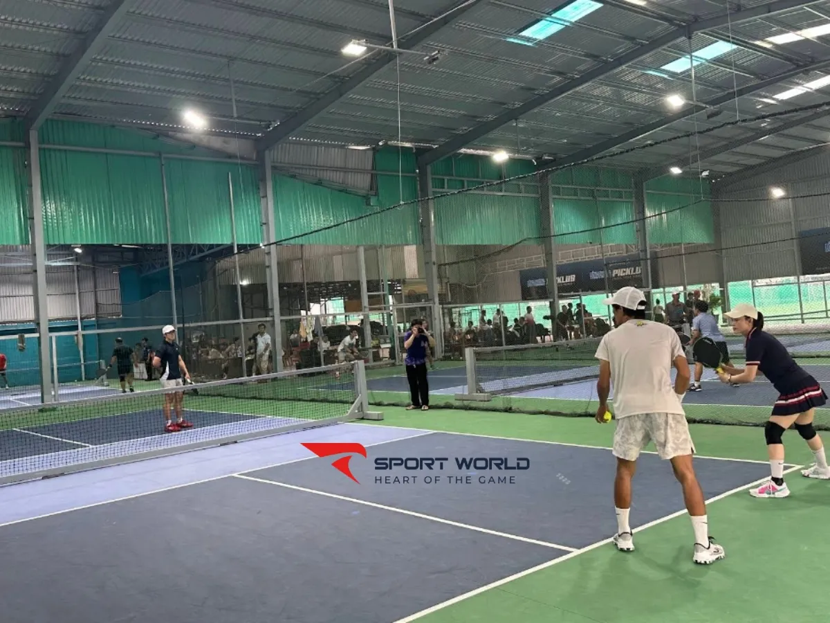 Sân cầu lông & pickleball Đông Phương