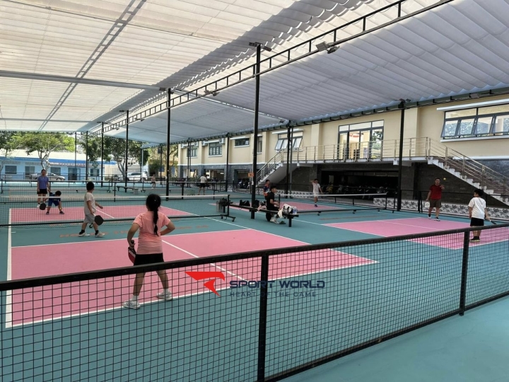 CLB Pickleball Hoàng Thành Trung - Lê Văn Việt