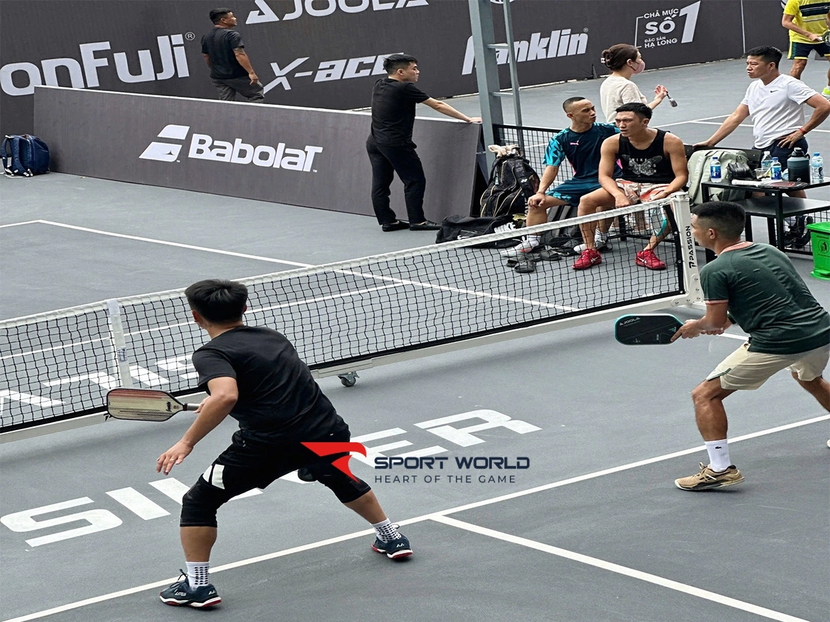 Sân pickleball Hồ Cô Tiên