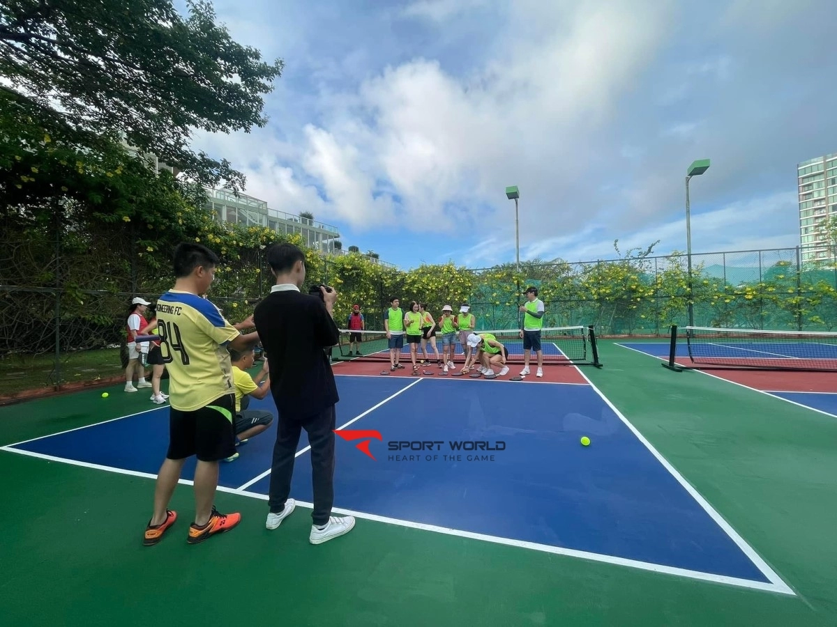 Sân Pickleball và Tennis FLC Sầm Sơn