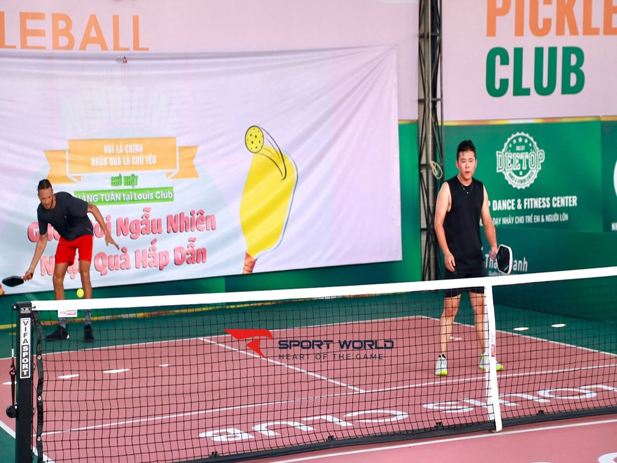 Sân pickleball Louis