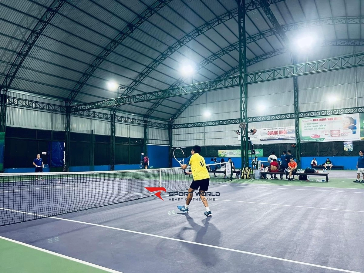 Sân Tennis Tín Nghĩa