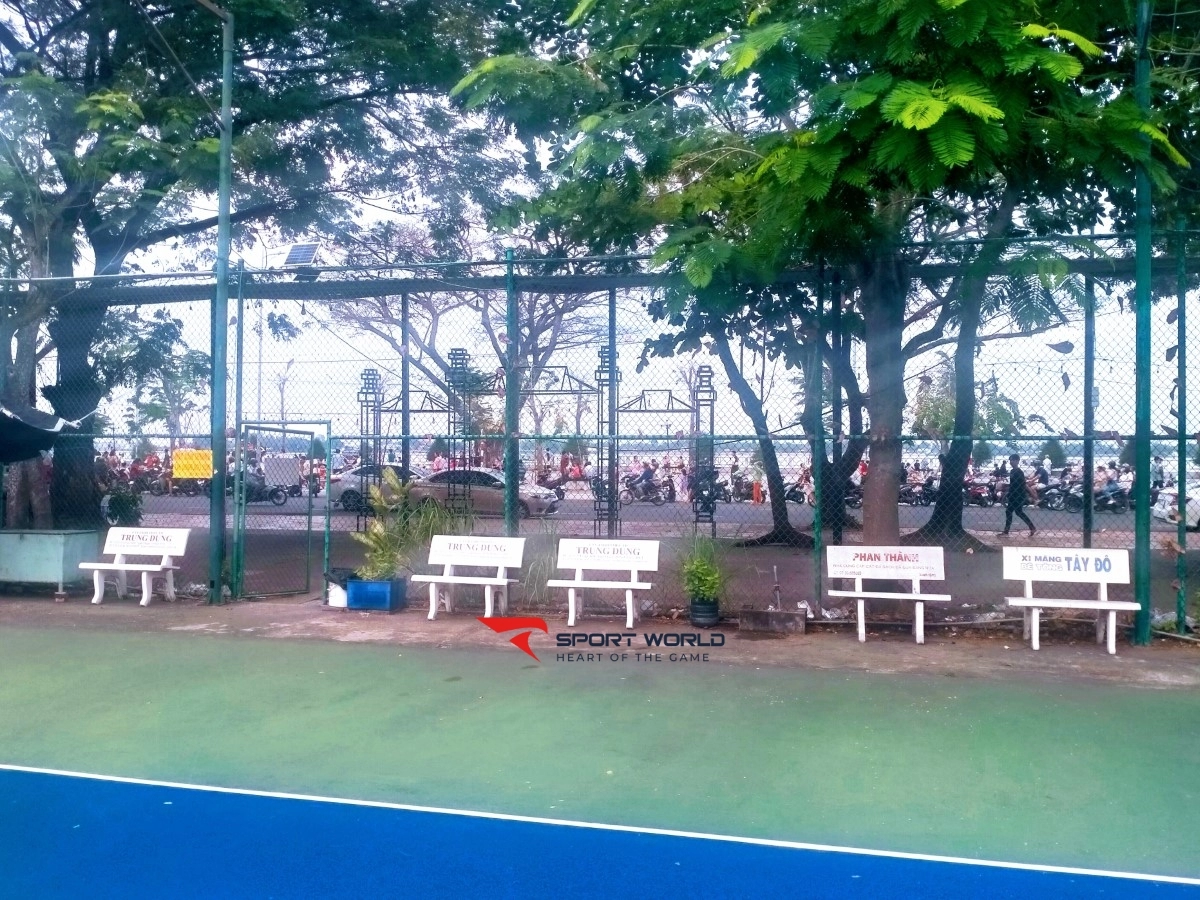 Sân tennis nhà thi đấu đa năng Thành Phố Cần Thơ