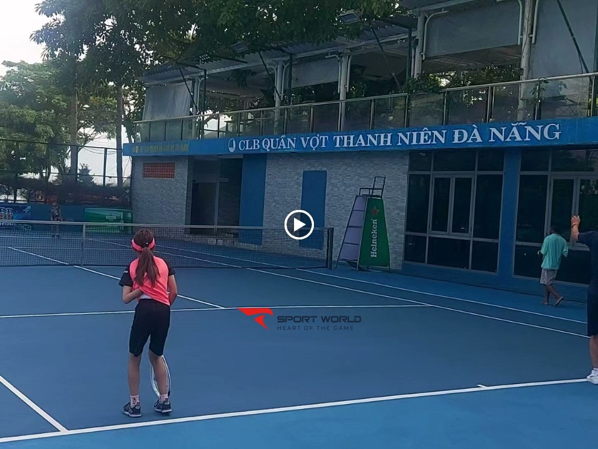 Sân banh Tennis Thanh niên 40 Bạch Đằng