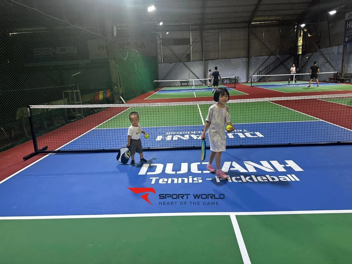 Sân tennis Đức Anh