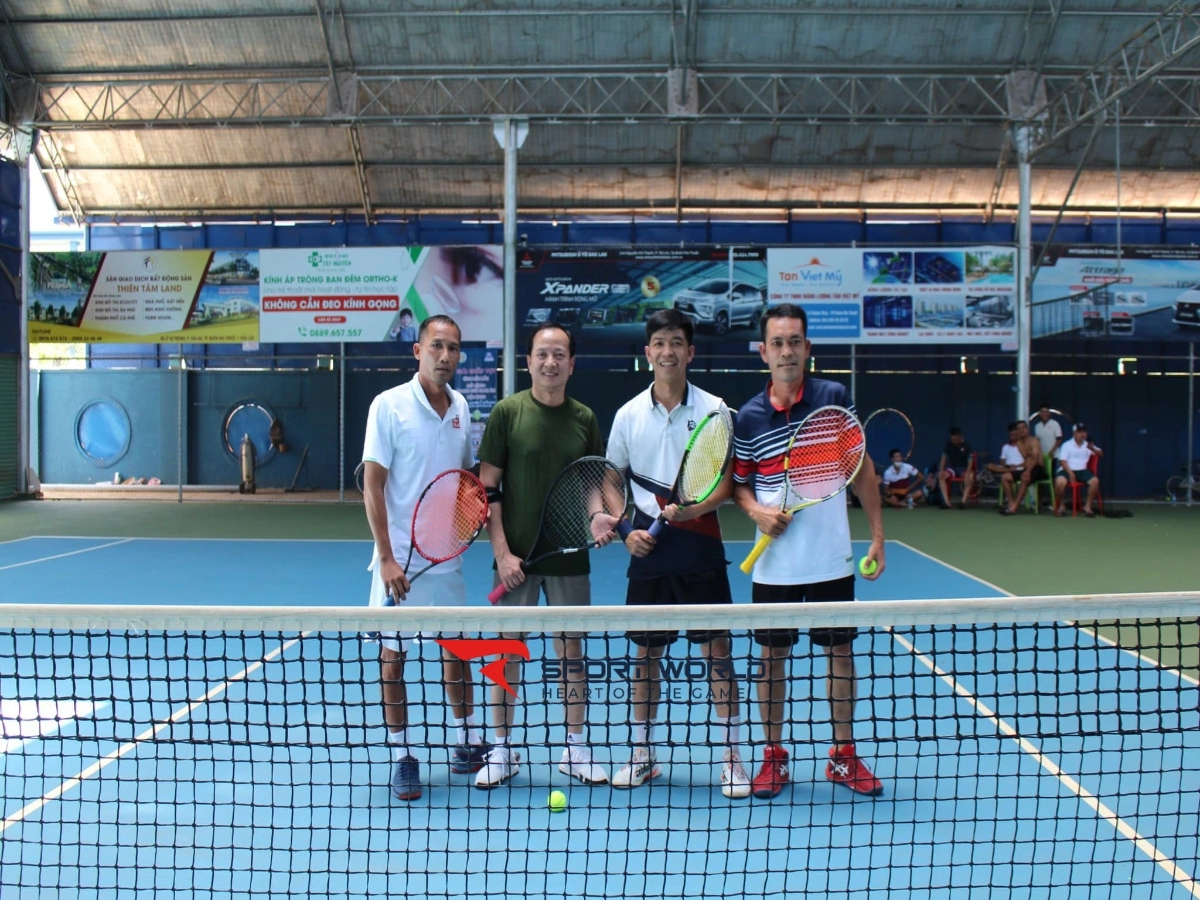 Sân Tennis Trung Tâm Thể Dục Thể Thao Hoài Ân