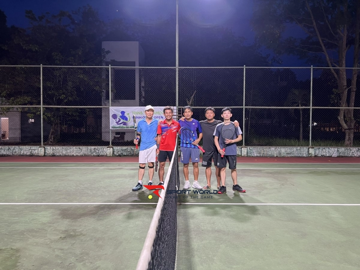 Sân tennis Định Quán