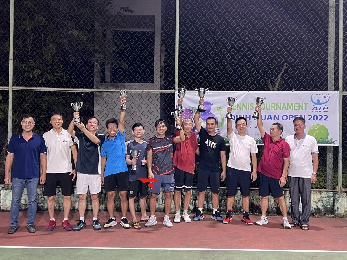 Sân tennis Định Quán