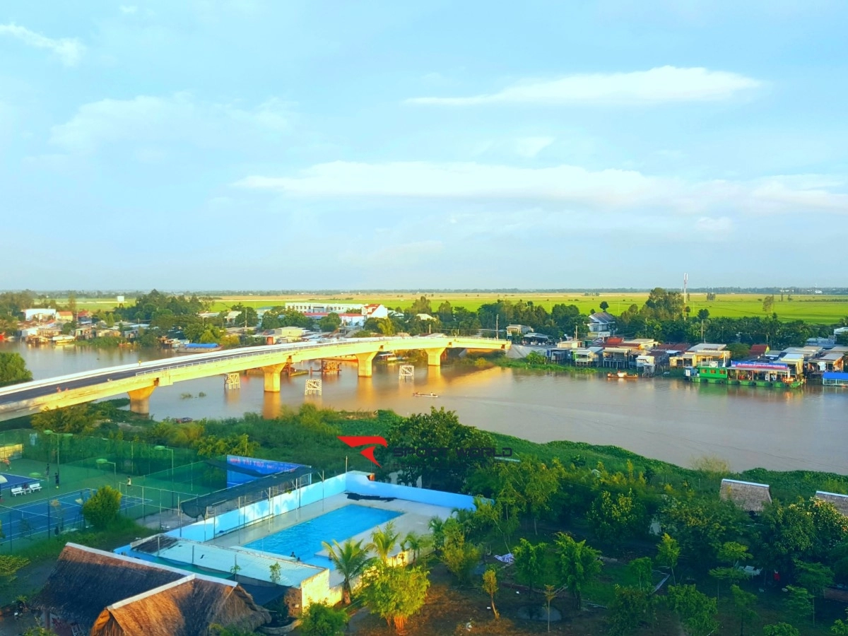 Sân tennis Bờ Đông