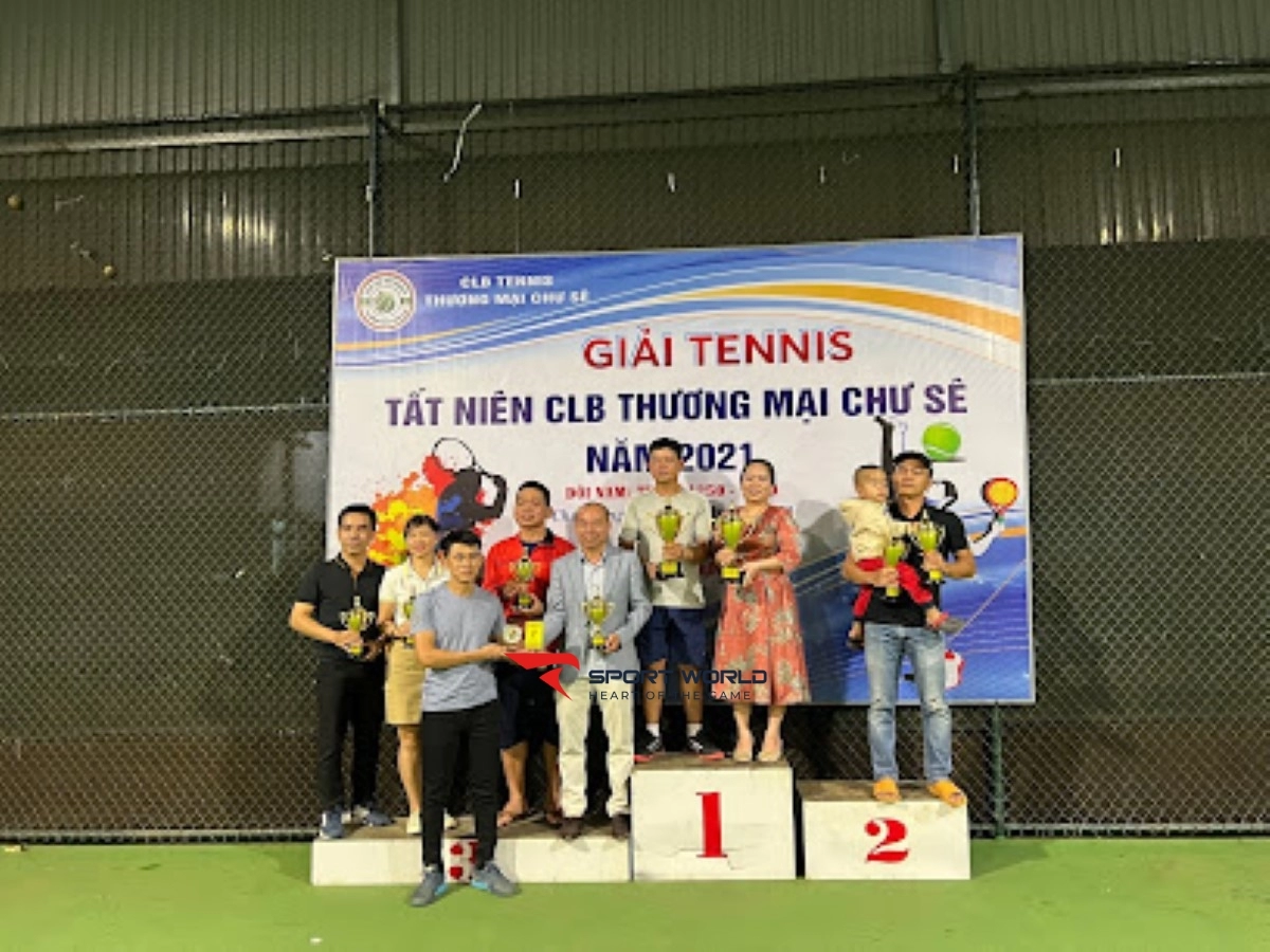 Sân Tennis thương mại Chư sê