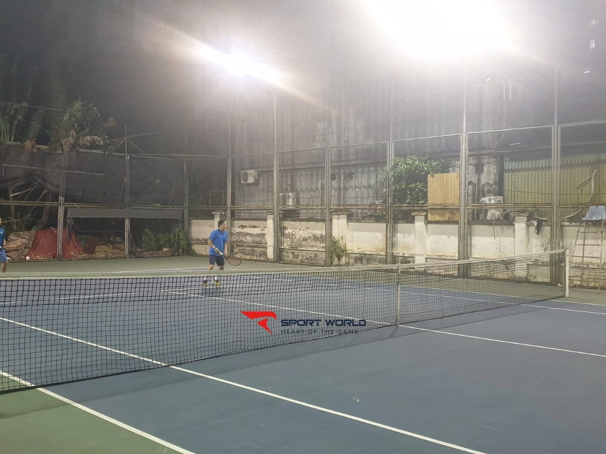 Sân tennis Hội Liên hiệp Phụ nữ Hà Nội (Số 7 Tôn Thất Thuyết)