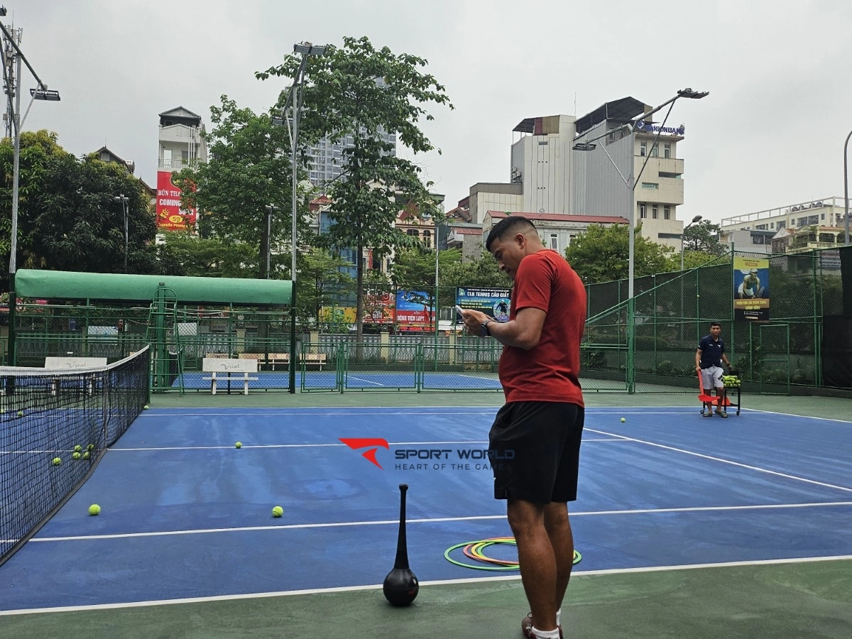 Sân Tennis Nhà Thi Đấu Cầu Giấy