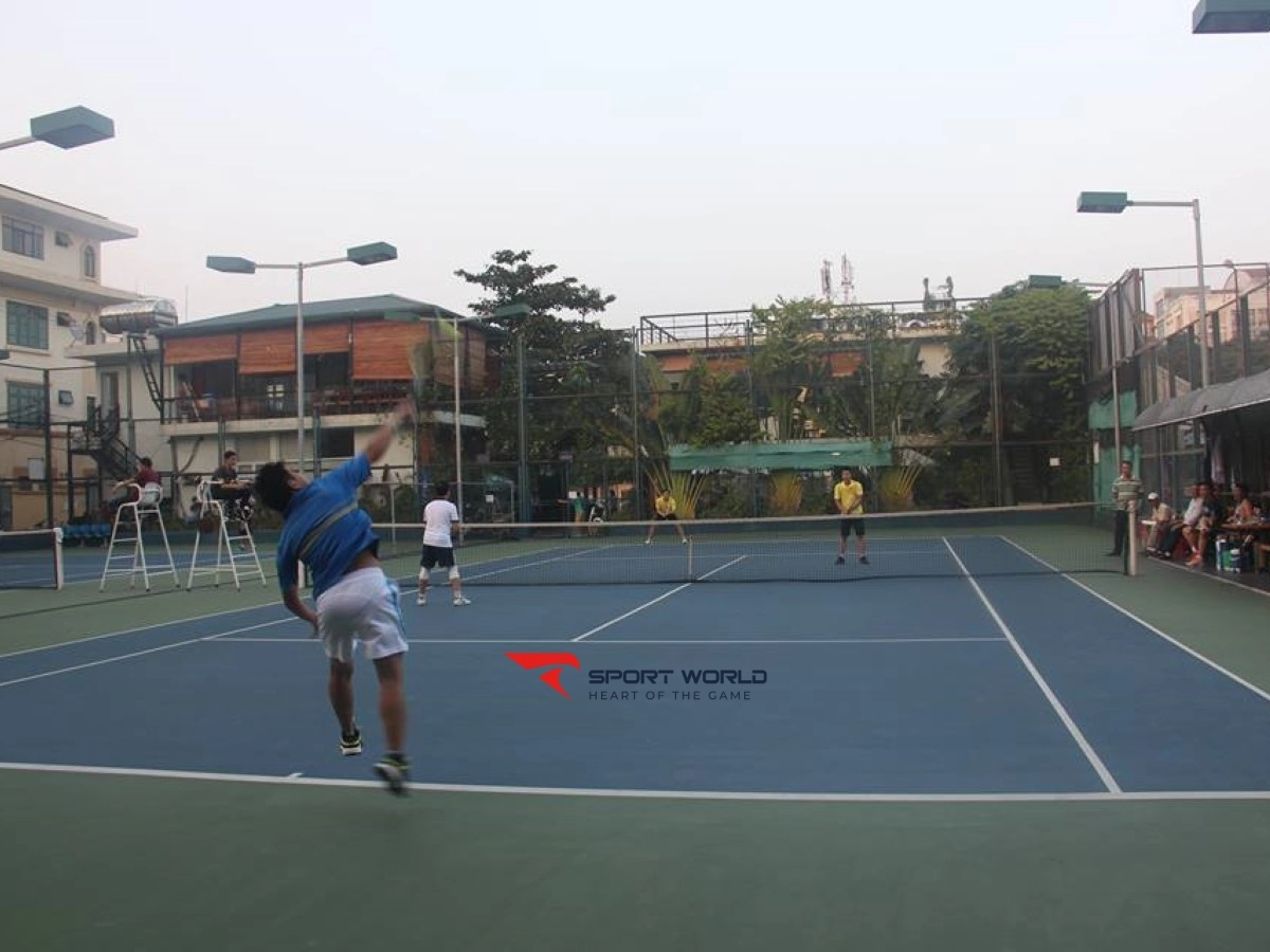 Sân tennis Thủy Lợi