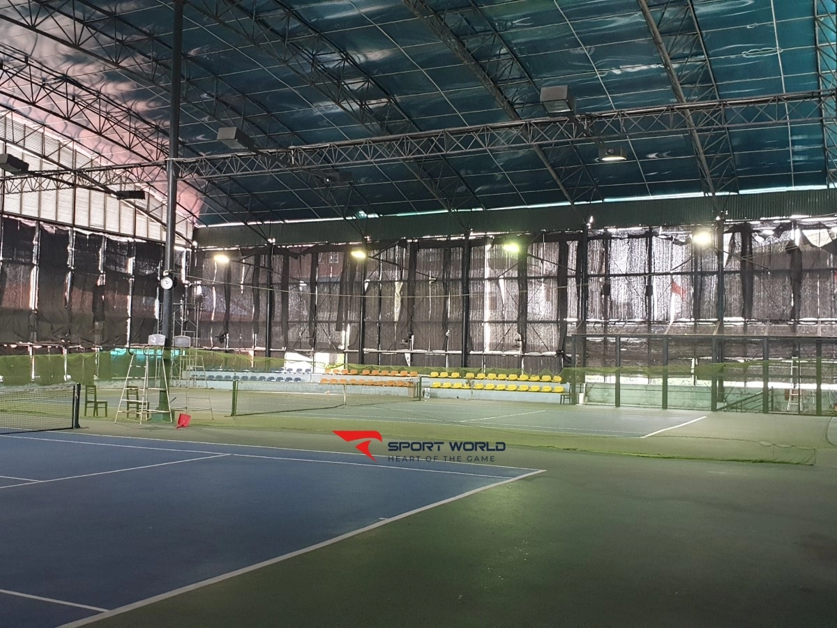 Sân tennis Hồng Hà