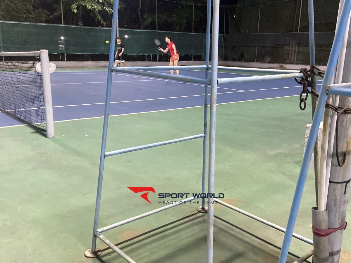 Sân tennis KDT Định công