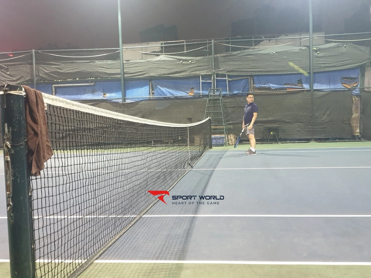 Sân Tennis VOV Mễ Trì