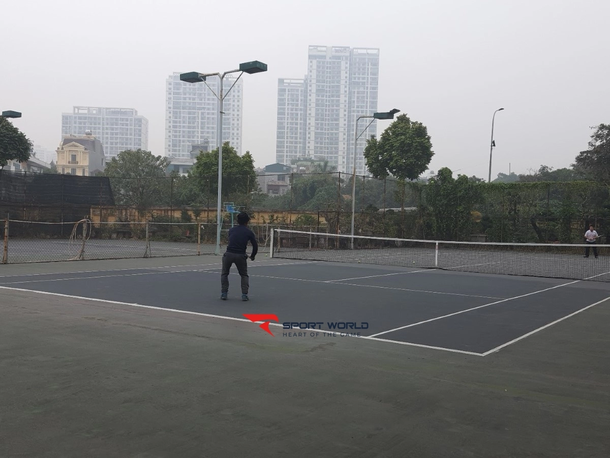 Sân tennis Tây Hồ