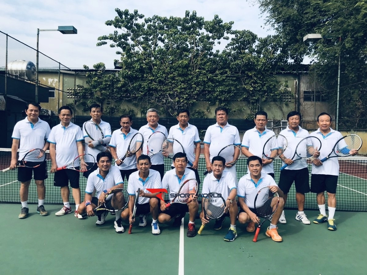 Câu Lạc Bộ Tennis 755