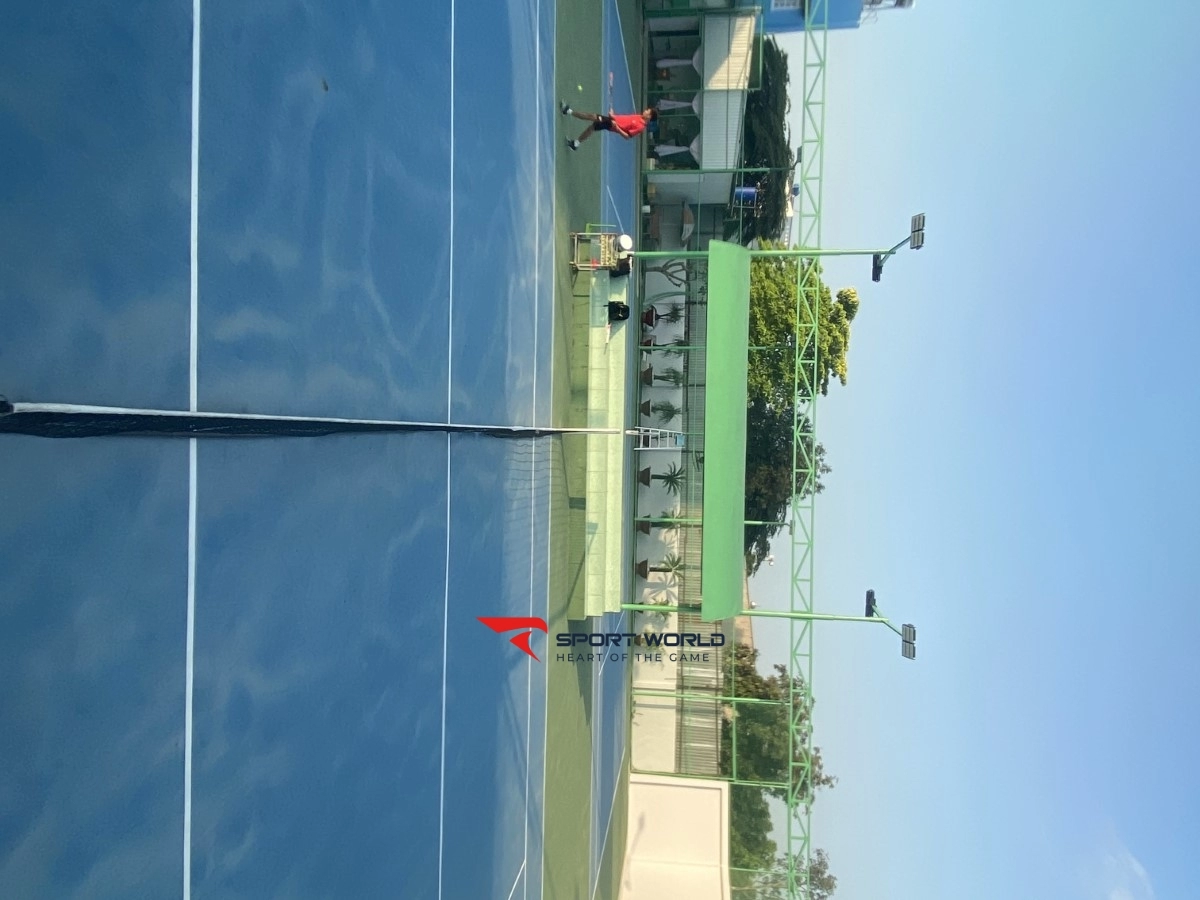 Sân tennis 777