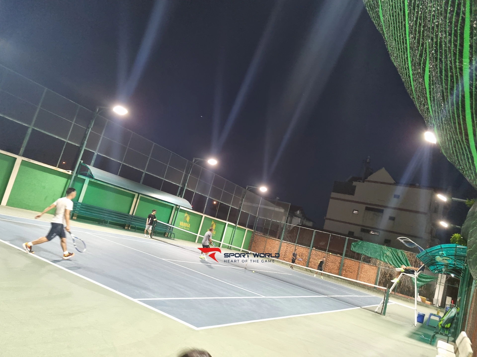 Sân Tennis Vạn Hà