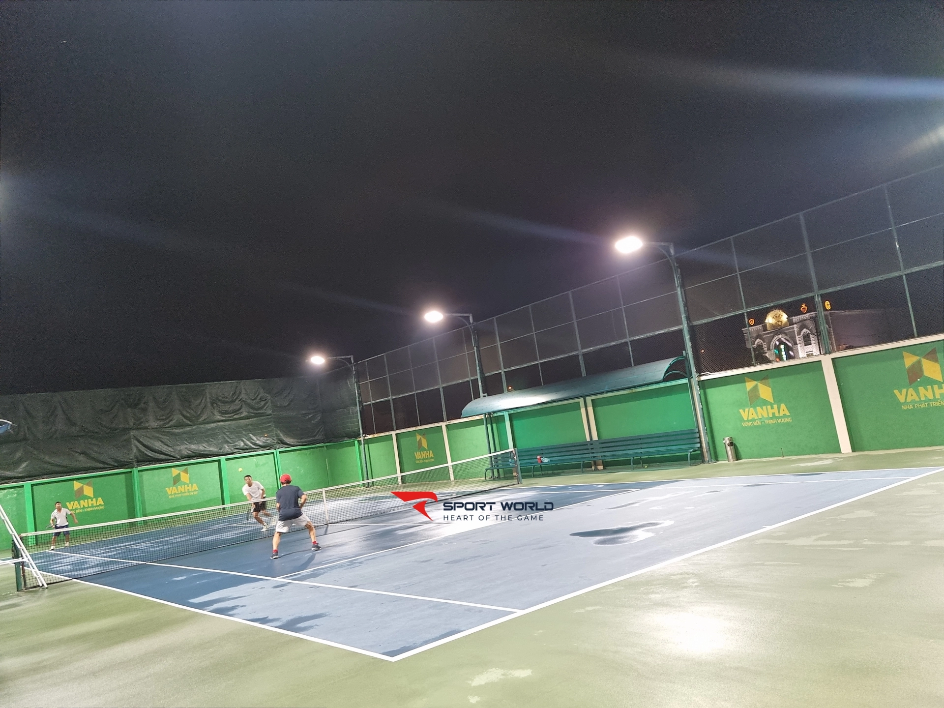 Sân Tennis Vạn Hà