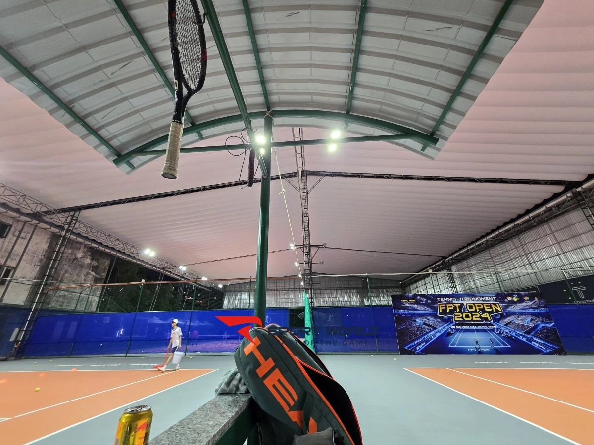 CLB tennis Hoàng Thành Trung