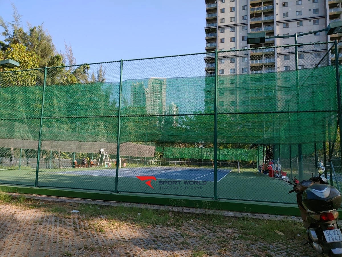 Nguyệt Quế tennis courts