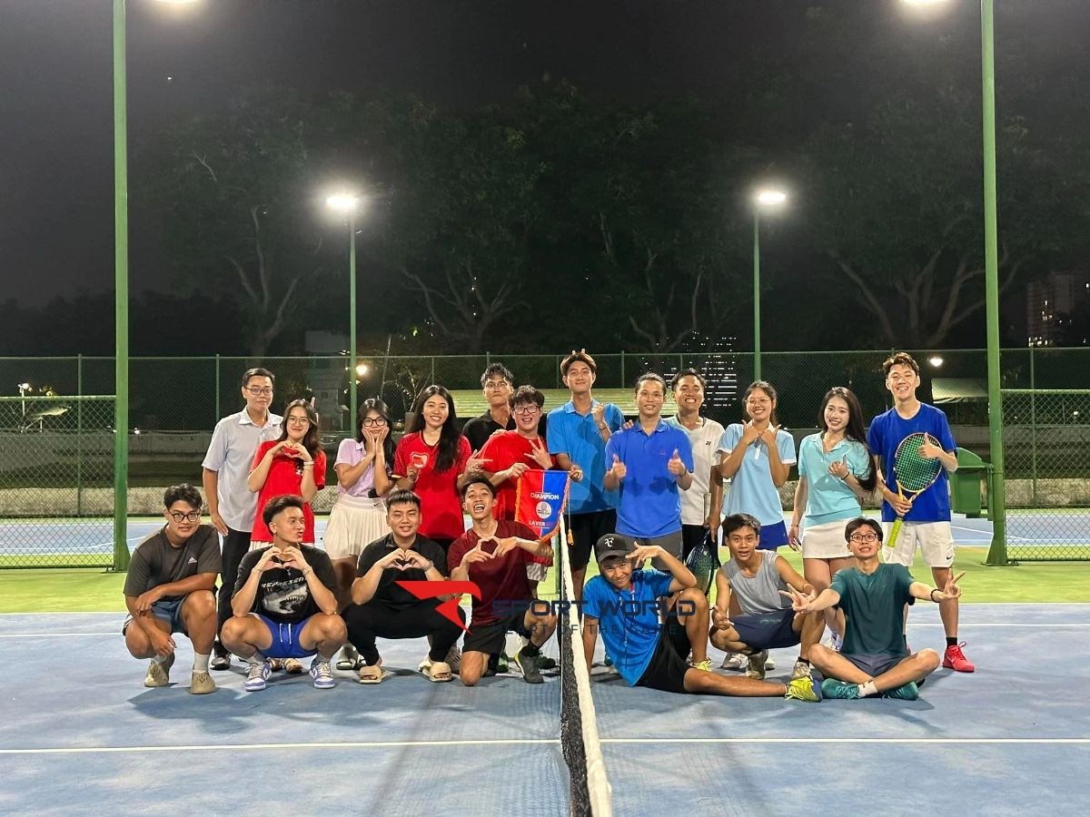 Sân tennis Đại học RMIT