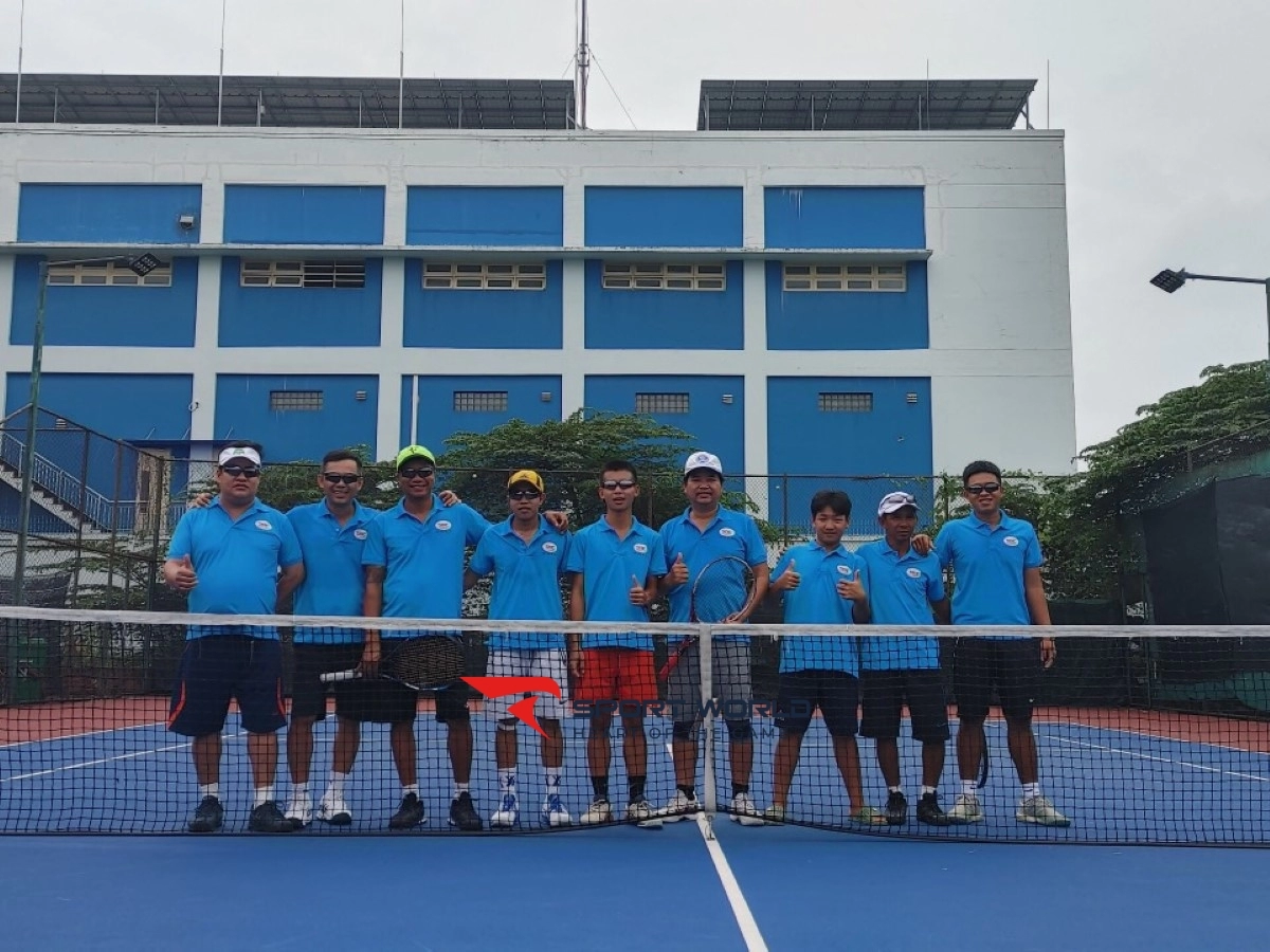 Sân tennis Tàu Thuỷ