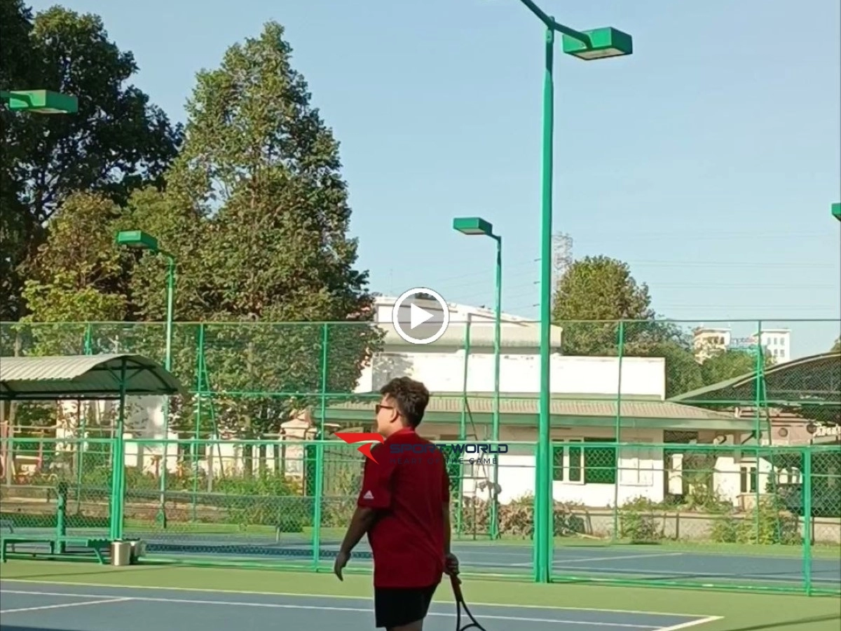 Sân tennis 99